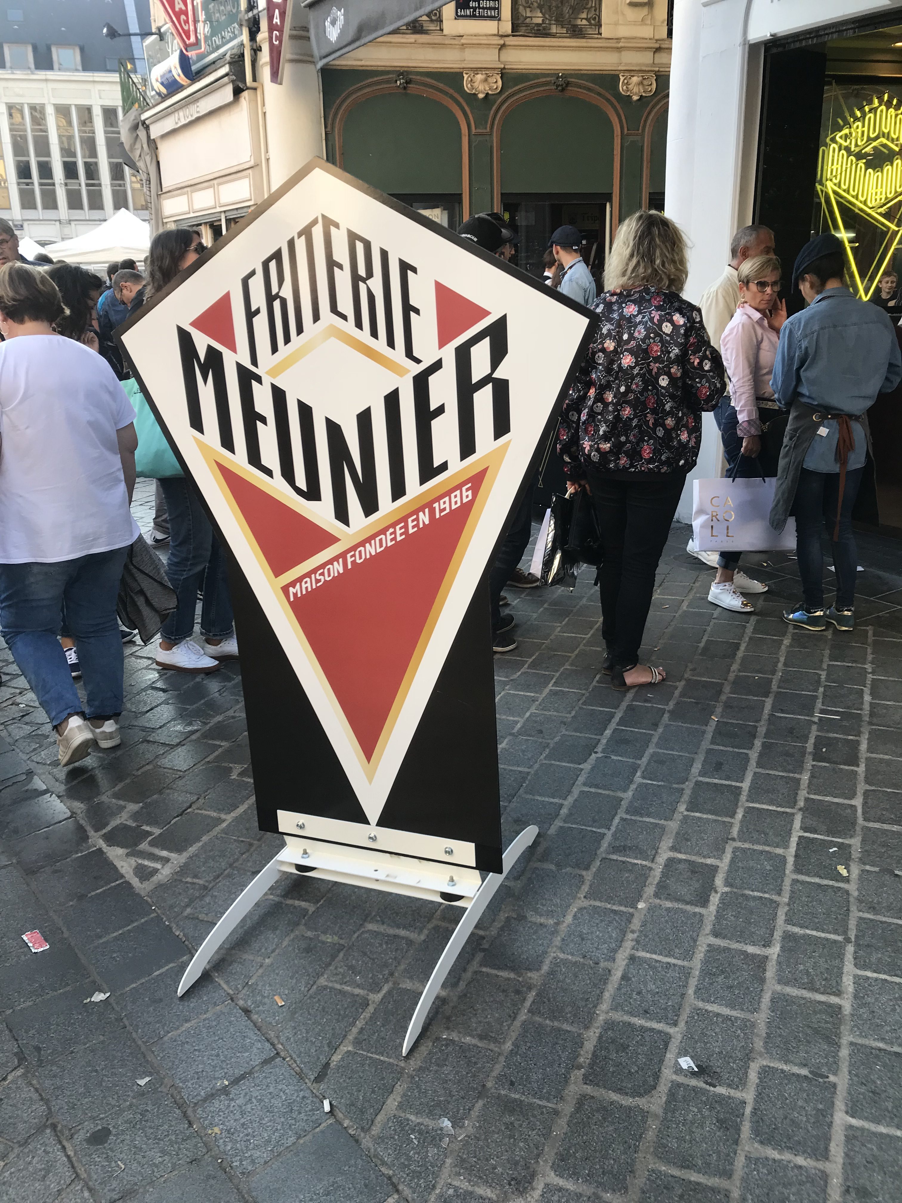 panneau de trottoir sur ressort