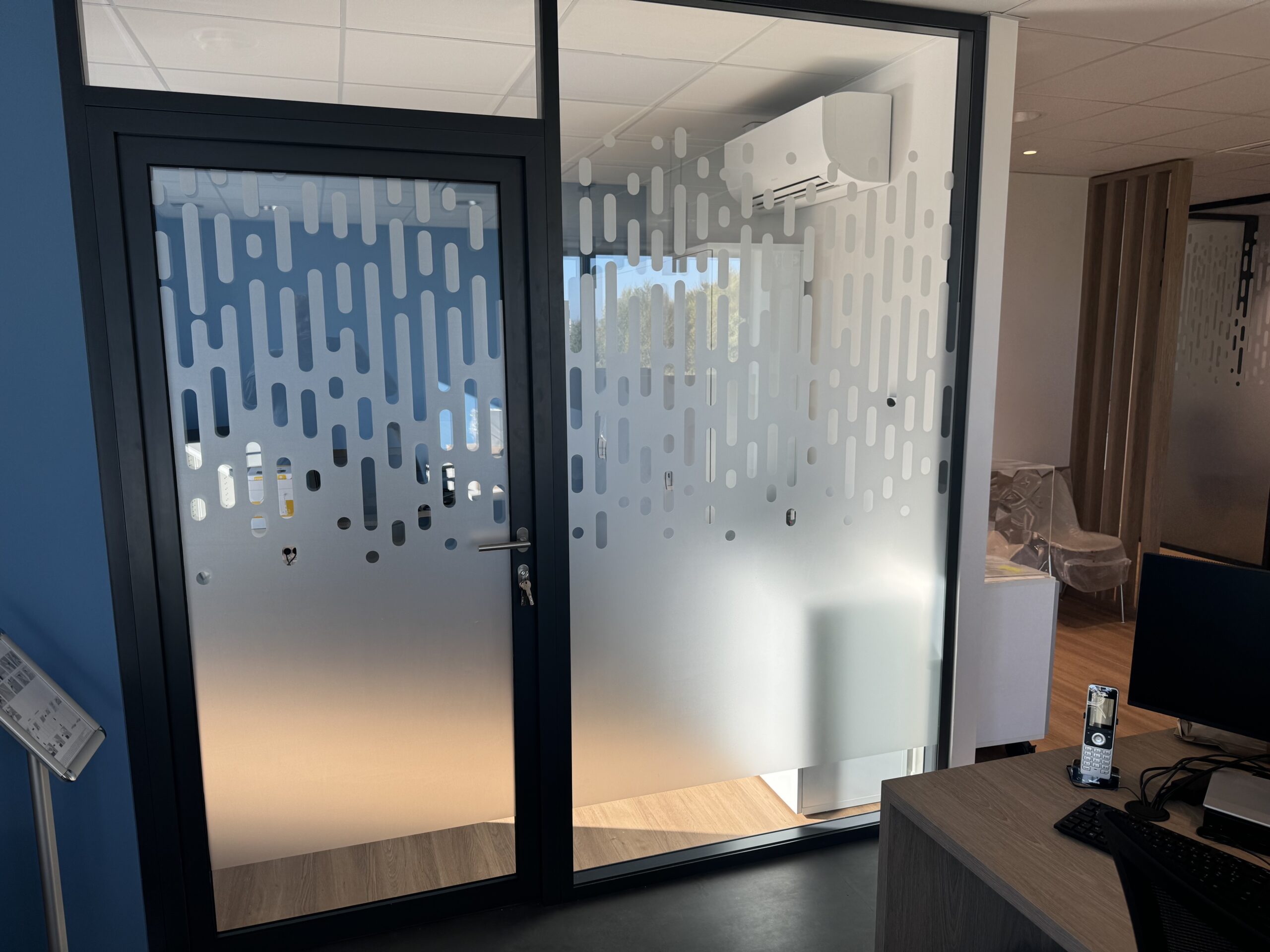 Film sablé 59, film sablé nord, film adhésif nord, film vitrage, film dépoli, film d'occultation